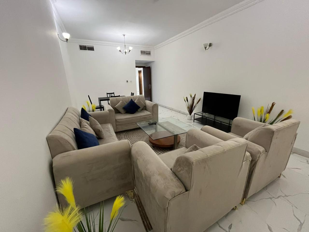 Oasis Tower Family Apartment 3004 Ajman Ngoại thất bức ảnh