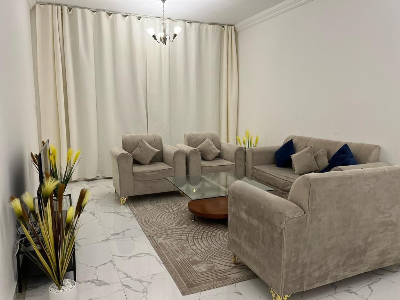 Oasis Tower Family Apartment 3004 Ajman Ngoại thất bức ảnh